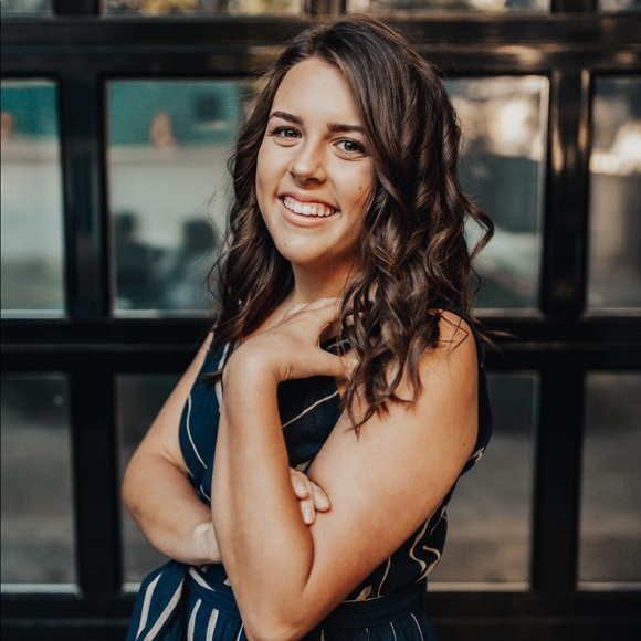 Meet your Posher, Cora - Picture 1 of 1